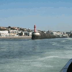 Retour d’une campagne de prélèvements en mer – Entrée du Port de Boulogne-sur-Mer